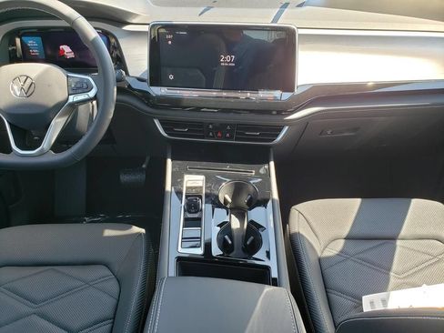 New 2026 Volkswagen Atlas Cross Sport SE AWD/4WD image 9