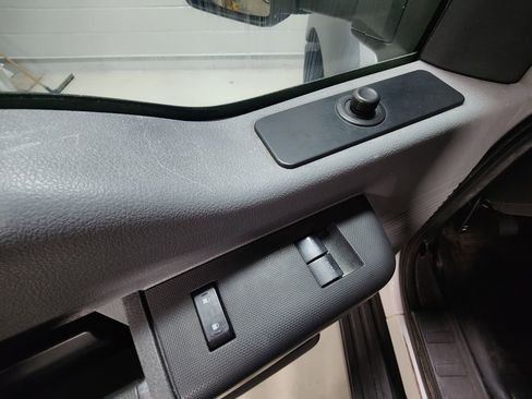 Used 2014 Ford F450 XL w/ Power Equipment Group image 32