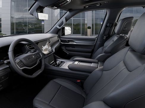 New 2026 Jeep Grand Wagoneer Limited AWD/4WD image 22