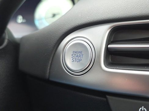 Used 2023 Hyundai Palisade SEL w/ Premium Package image 16