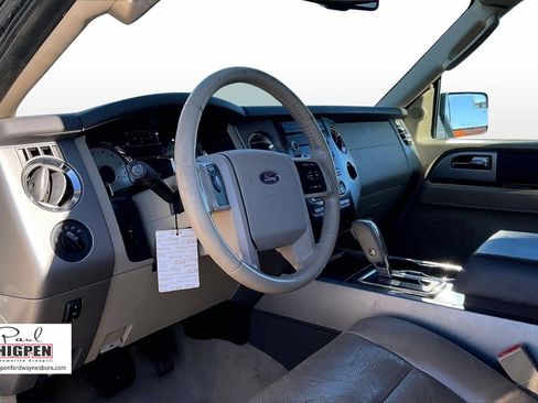 Used 2014 Ford Expedition EL XLT w/ Equipment Group 202A image 13