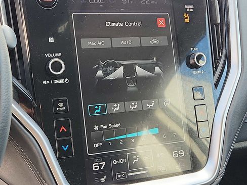 Used 2022 Subaru Legacy Premium image 15