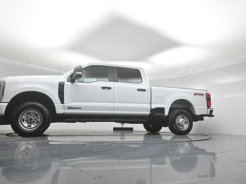 Used 2025 Ford F250 XL w/ STX Appearance Package AWD/4WD image 7