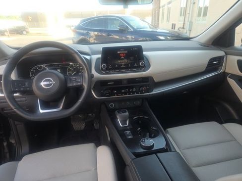 Used 2023 Nissan Rogue SV w/ SV Premium B Package AWD/4WD image 20
