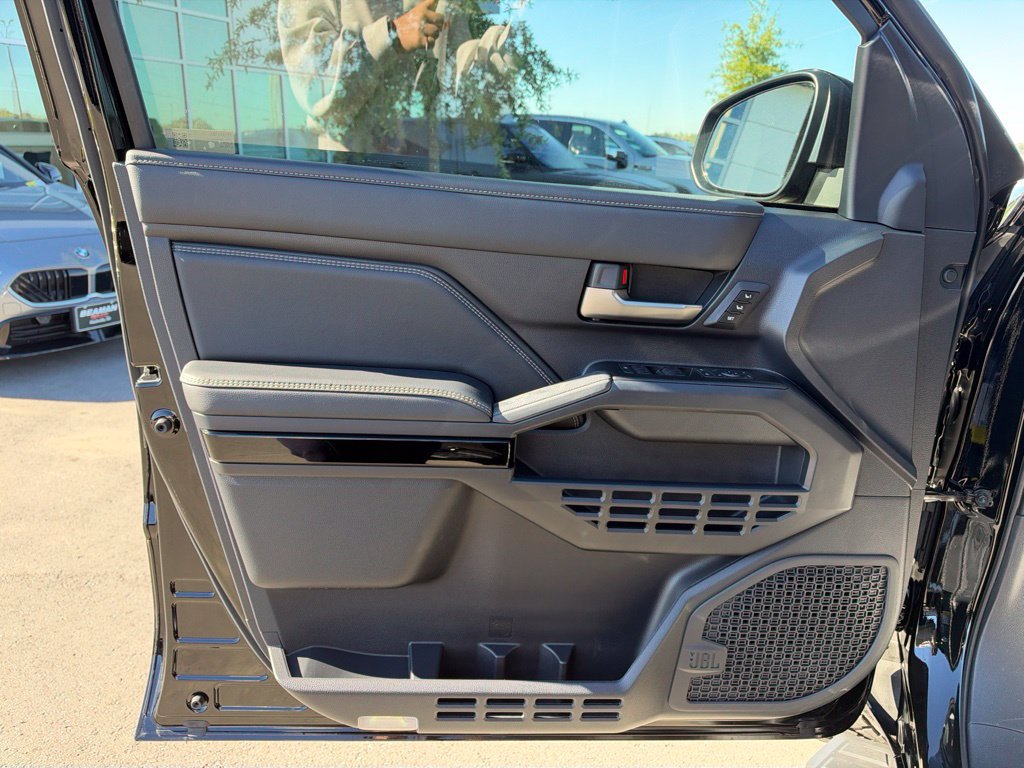 Used 2026 Toyota 4Runner 4WD image 10
