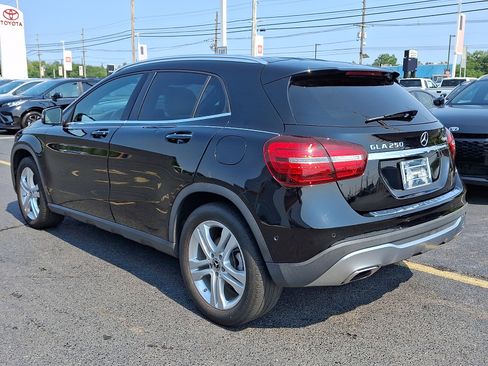 Used 2019 Mercedes-Benz GLA 250 4MATIC image 4