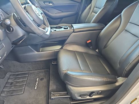 Used 2023 Nissan Rogue SL w/ SL Premium Package AWD/4WD image 19