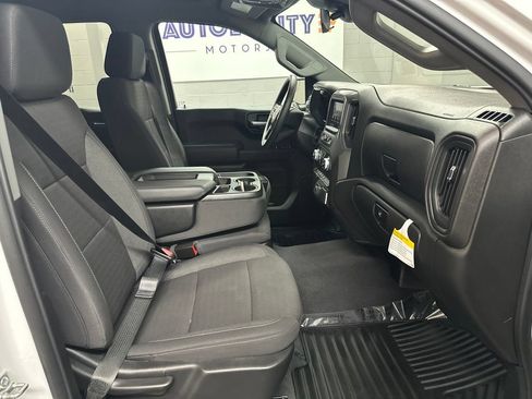 Used 2026 GMC Sierra 1500 Pro w/ Pro Value Package AWD/4WD image 19