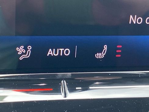 New 2025 Volkswagen GTI SE image 10