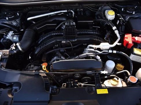 Used 2024 Subaru Crosstrek 2.0i Premium image 24