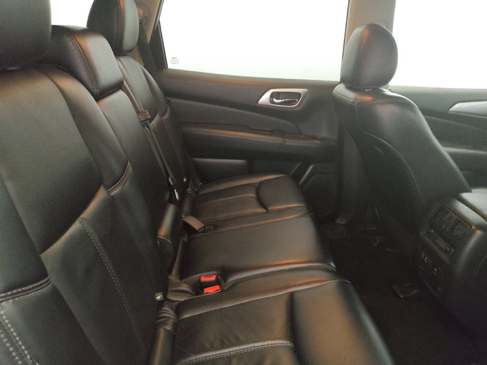 Used 2019 Nissan Pathfinder SL w/ Cargo Package AWD/4WD image 19