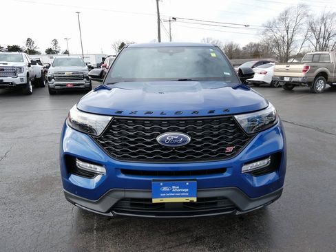 Certified 2022 Ford Explorer ST w/ Equipment Group 401A image 9