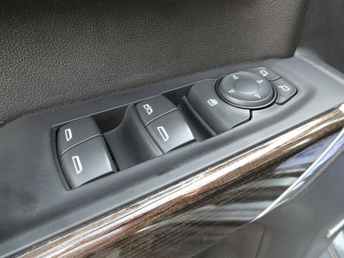 Certified 2021 Chevrolet Silverado 1500 LT Trail Boss w/ Convenience Package II AWD/4WD image 22