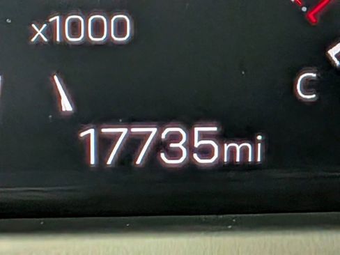 Certified 2025 GMC Acadia Elevation w/ Elevation Premium Package image 24