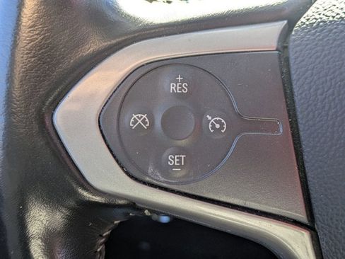 Used 2022 Chevrolet Colorado LT image 11