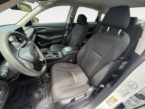 Used 2025 Honda Accord LX image 10