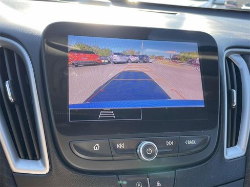 Used 2024 Chevrolet Malibu LT image 20