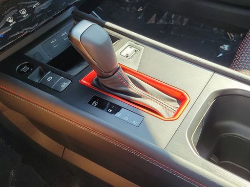 New 2026 Nissan Kicks SR w/ Illumination Package image 10