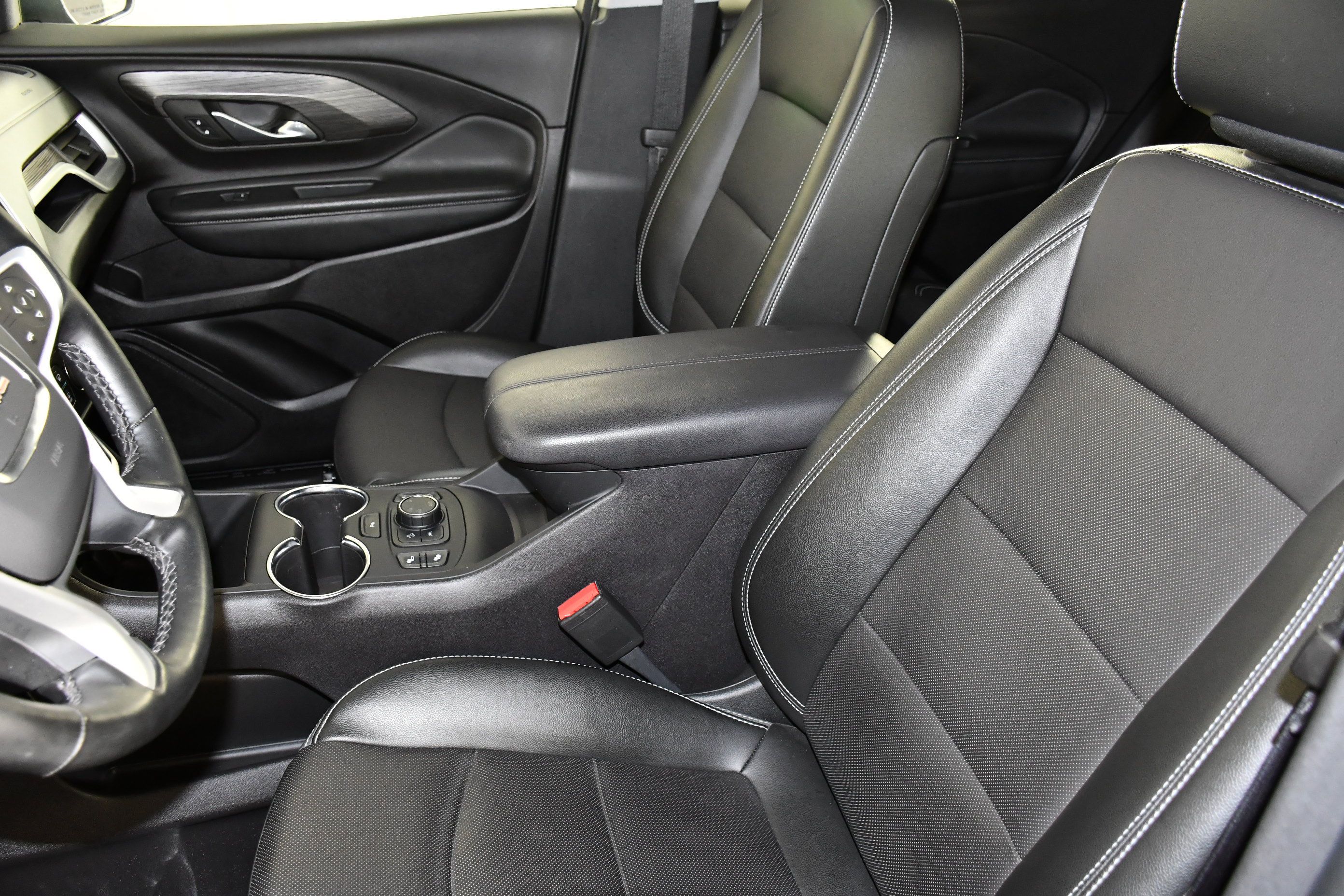 Used 2024 GMC Terrain SLT w/ Tech Package AWD/4WD image 40