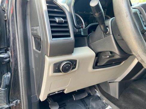 Used 2018 Ford F250 XLT AWD/4WD image 17