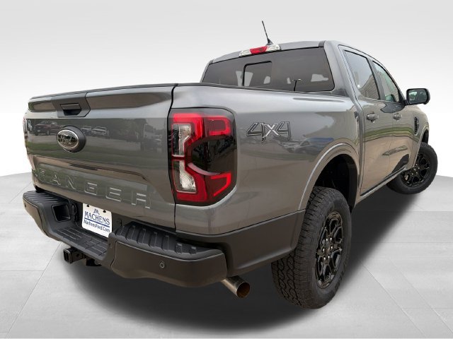 New 2026 Ford Ranger Lariat w/ Black Appearance Package AWD/4WD image 8
