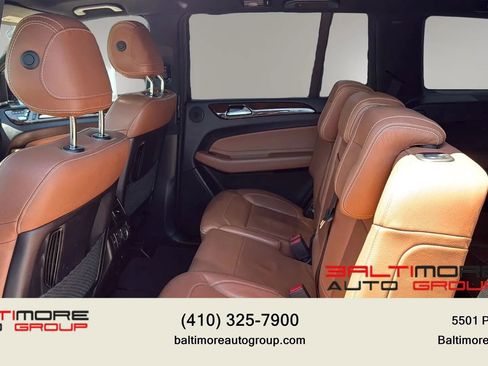 Used 2017 Mercedes-Benz GLS 450 4MATIC image 25
