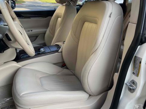 Used 2018 Maserati Quattroporte S RWD image 32