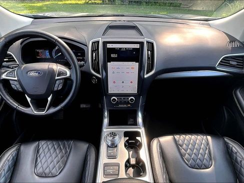 Used 2024 Ford Edge Titanium image 21