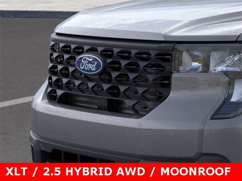 New 2025 Ford Maverick XLT w/ Equipment Group 301A image 18