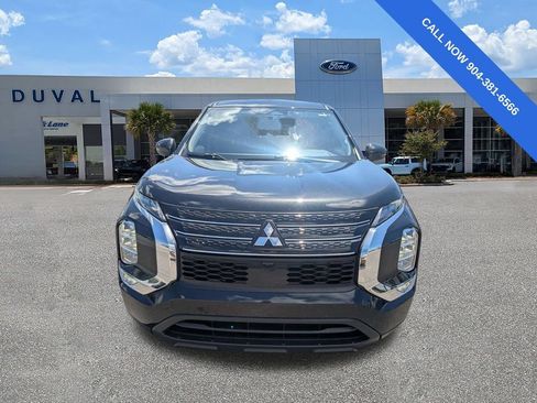 Used 2024 Mitsubishi Outlander ES FWD image 9