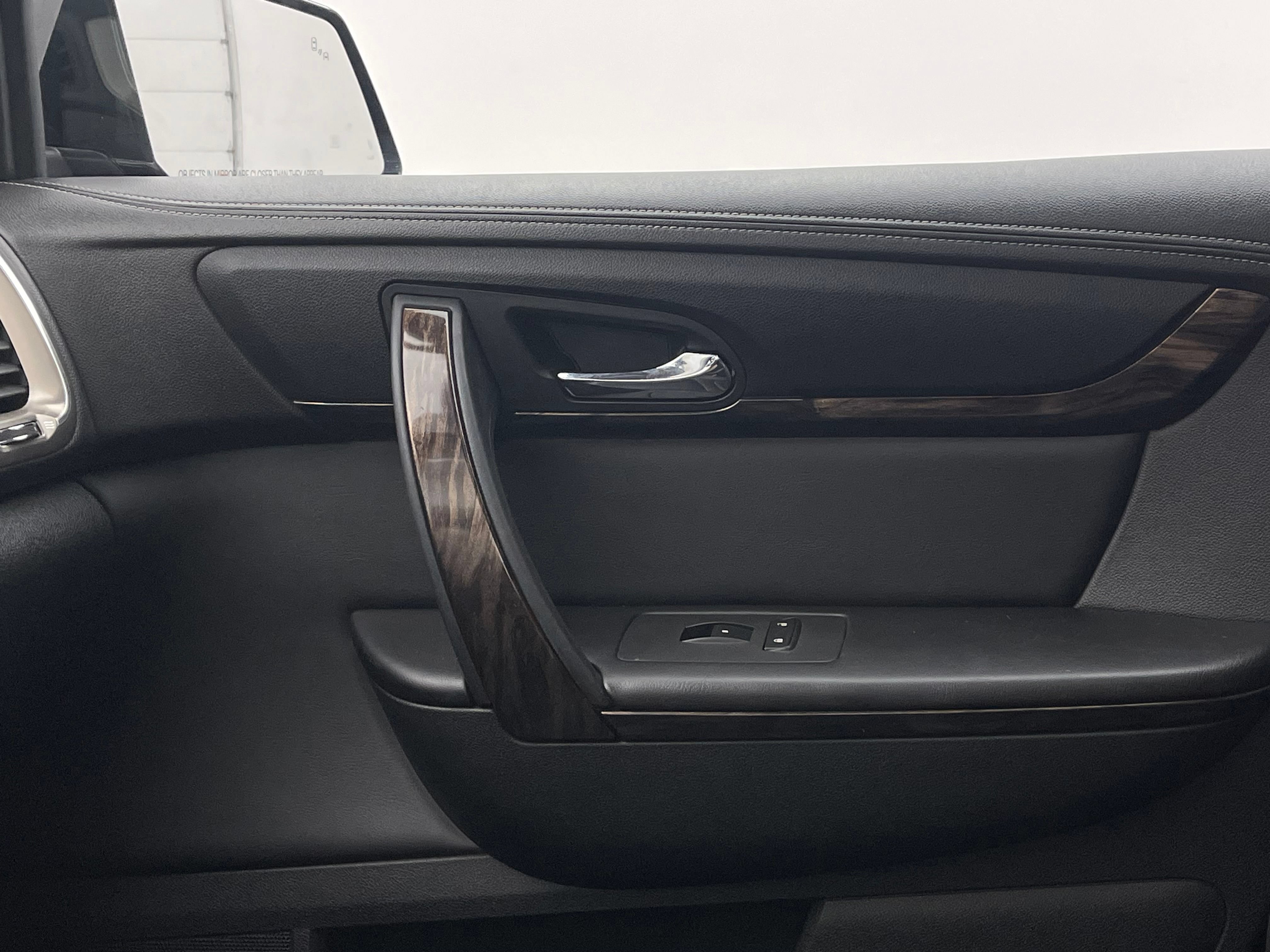 Used 2015 GMC Acadia Denali FWD image 50