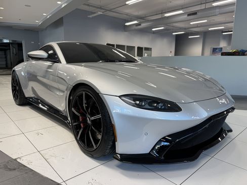 Used 2020 Aston Martin V8 Vantage Coupe image 5