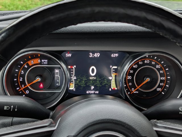 Used 2021 Jeep Gladiator Sport AWD/4WD image 25
