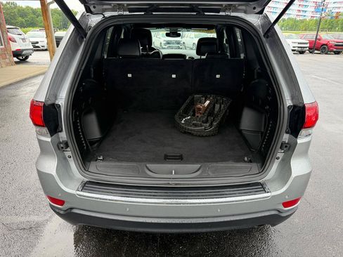 Used 2021 Jeep Grand Cherokee Limited AWD/4WD image 6