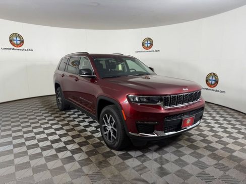 Used 2023 Jeep Grand Cherokee L Limited w/ Trailer Tow Group (B) AWD/4WD image 22