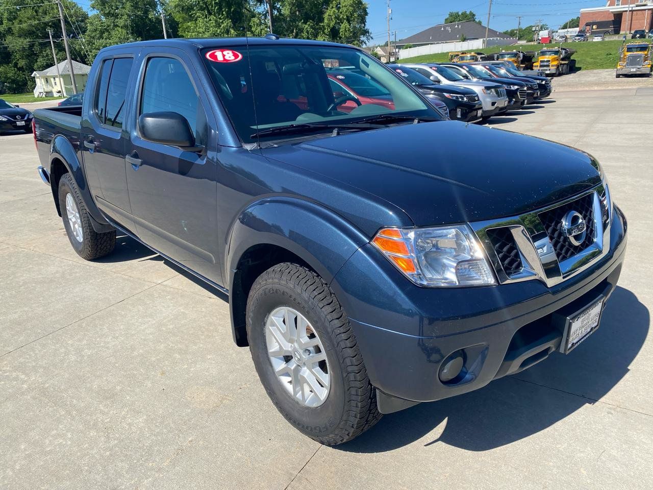 Used 2018 Nissan Frontier SV AWD/4WD image 4
