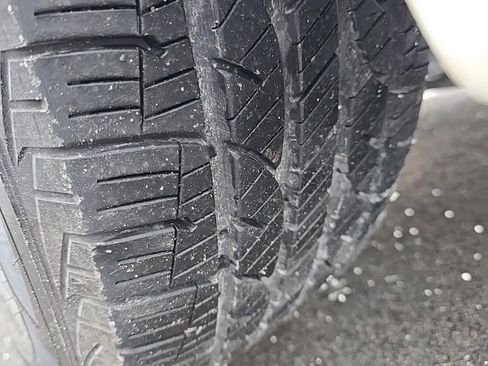 Used 2019 Dodge Charger SXT w/ Cold Weather Package image 6