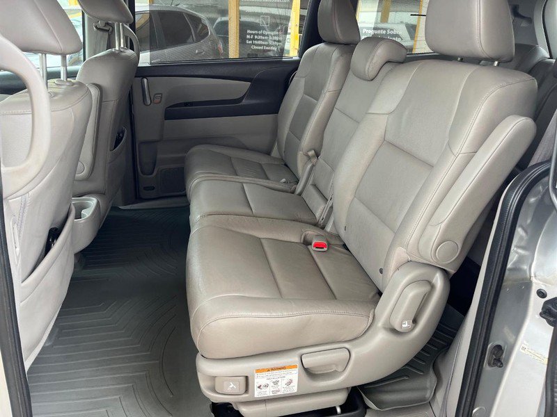 Used 2013 Honda Odyssey Touring image 9