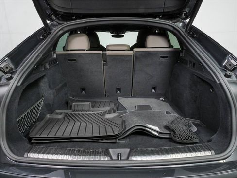 Used 2025 Audi Q5 Prestige w/ 20" Wheel Package AWD/4WD image 32