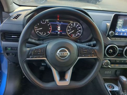 Used 2023 Nissan Sentra SV image 16