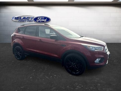 Used 2018 Ford Escape SE w/ SE Sport Appearance Package AWD/4WD image 10