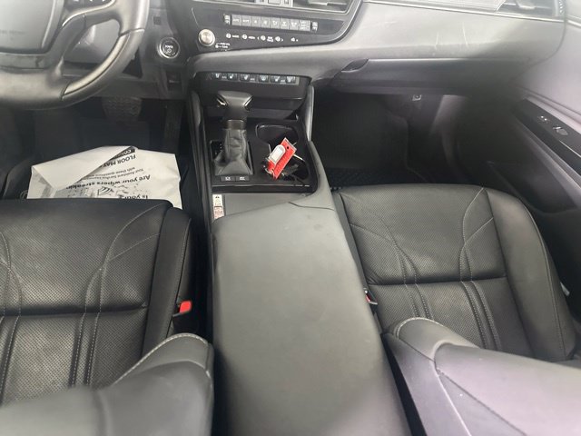 Used 2023 Lexus ES 300h Ultra Luxury FWD image 28