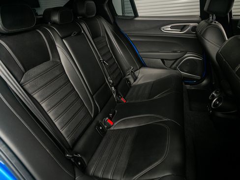 Used 2022 Alfa Romeo Giulia Veloce image 29