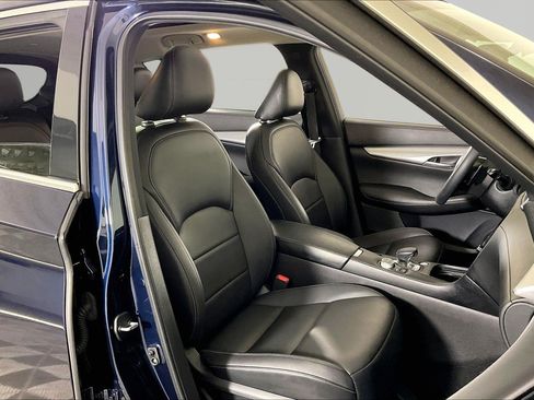 Used 2020 INFINITI QX50 Luxe w/ Cargo Package AWD/4WD image 10