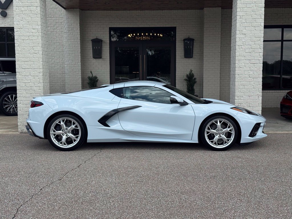 Used 2022 Chevrolet Corvette Stingray Preferred Cpe w/ Battery Protection Package RWD image 14