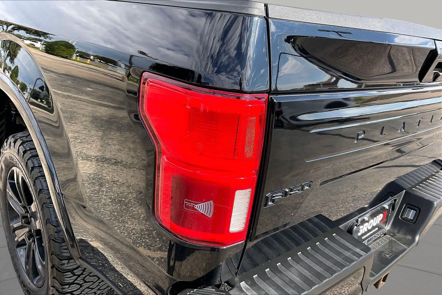 Used 2018 Ford F150 Platinum w/ Equipment Group 701A Luxury AWD/4WD image 28