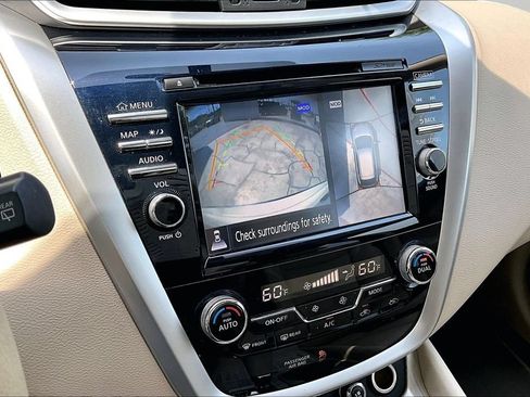 Used 2016 Nissan Murano Platinum w/ Platinum Technology Package AWD/4WD image 14