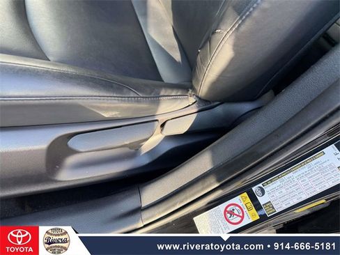 Used 2021 Toyota Prius XLE image 14