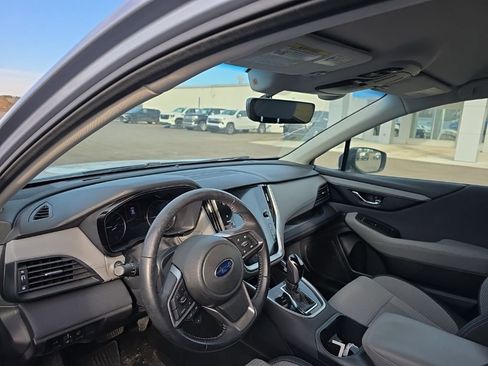 Used 2022 Subaru Outback Premium w/ Popular Package #1 image 9