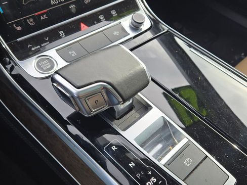 Used 2021 Audi A8 L 3.0T image 28